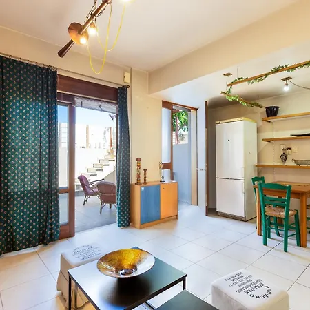 Mouries House, Walking Distance To Beach! * Rethymno