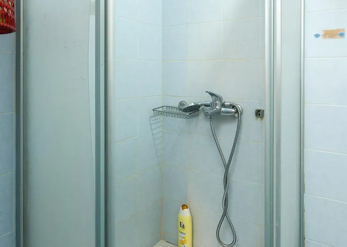 Mouries House, Walking Distance To Beach! Apartment *